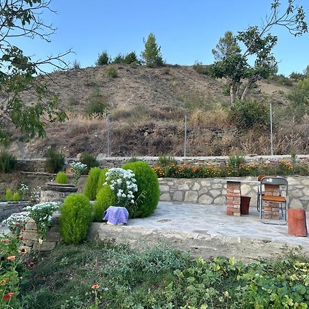 Villa Stone House Kelcyre Esterno foto