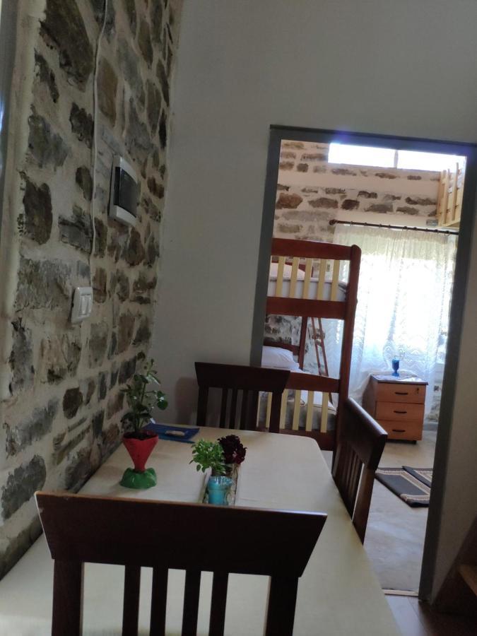 Villa Stone House Kelcyre Esterno foto